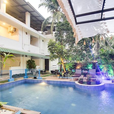 Candolim Sands Hotel Kültér fotó