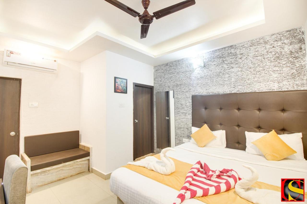 Candolim Sands Hotel Kültér fotó