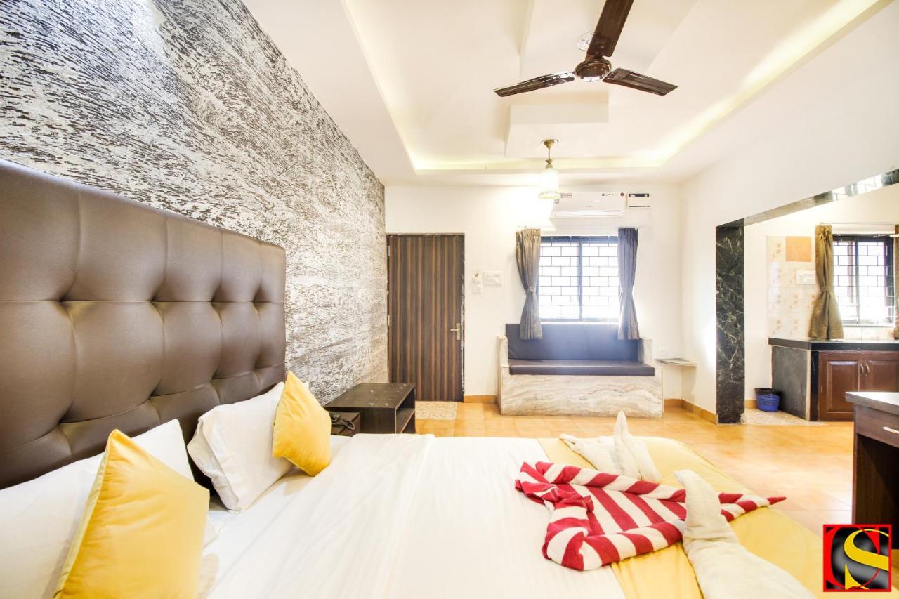 Candolim Sands Hotel Kültér fotó