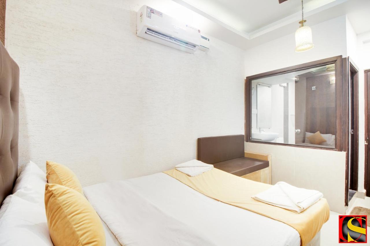 Candolim Sands Hotel Kültér fotó