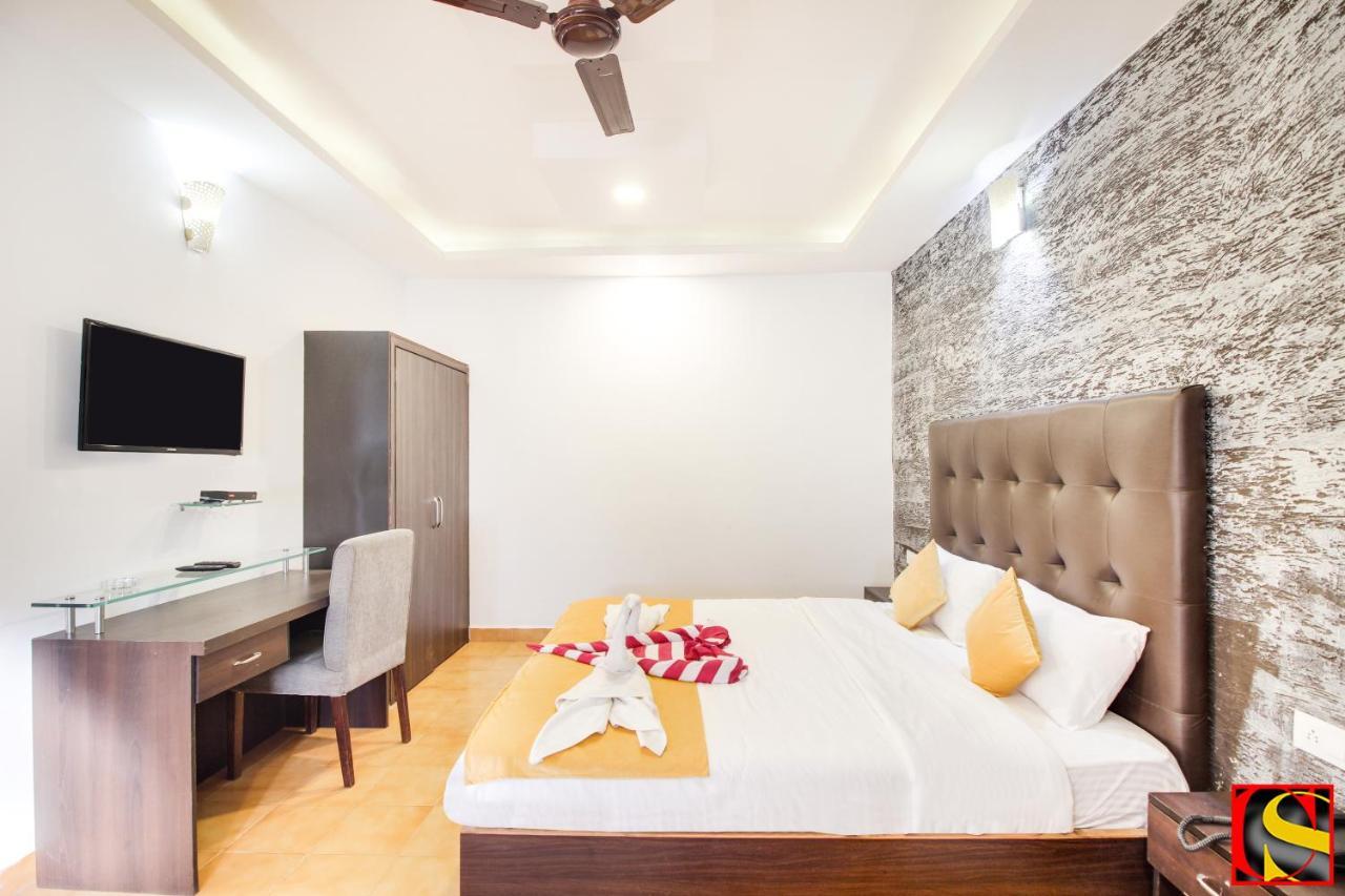 Candolim Sands Hotel Kültér fotó