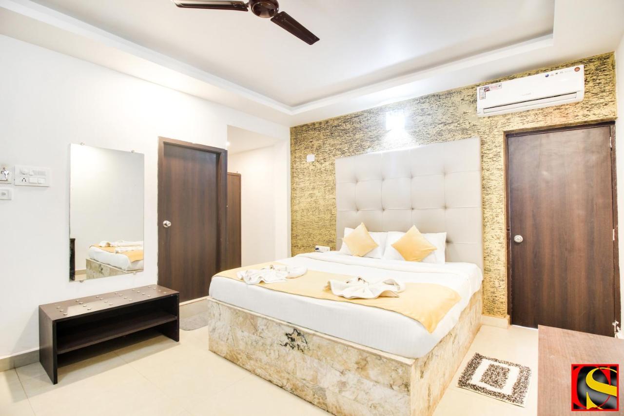 Candolim Sands Hotel Kültér fotó
